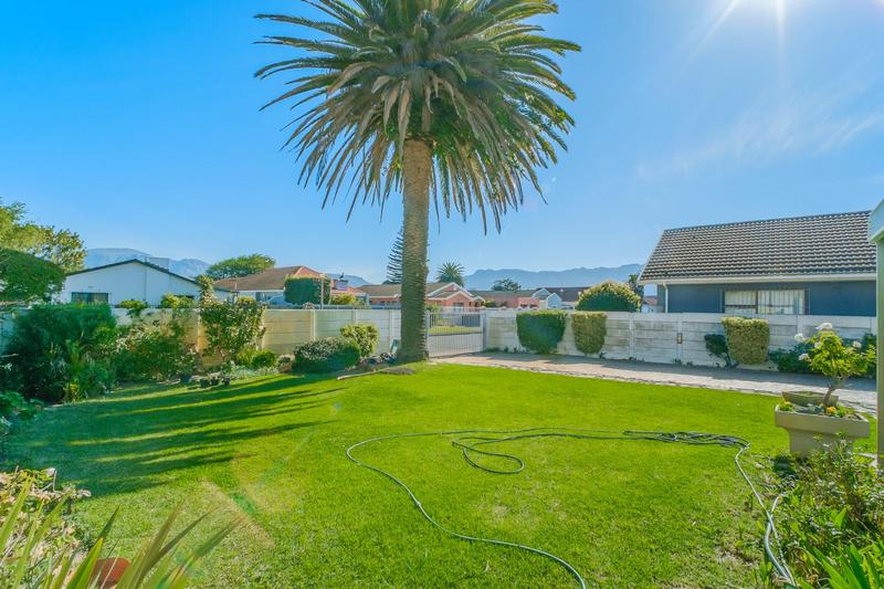 3 Bedroom Property for Sale in Plumstead Western Cape